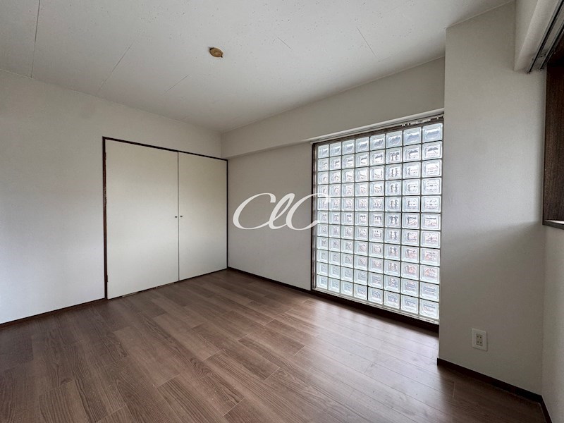 安田ビル ベッドルーム