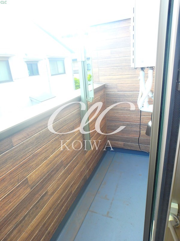 Woody Sela ベランダ