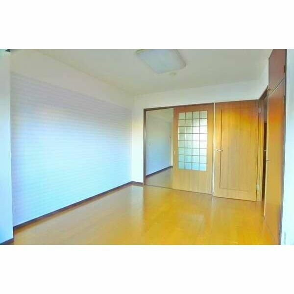 アレックスシュロス ベッドルーム