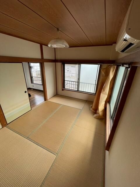 平和ビル ベッドルーム