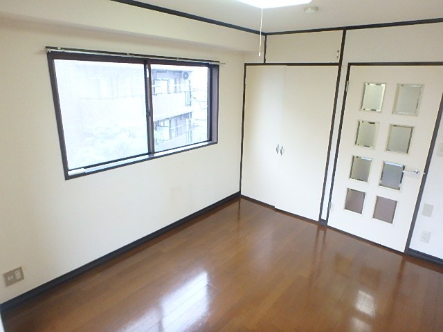 シャトーＭ ベッドルーム