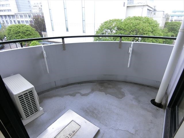 グリーンヒルズ王子本町 ベランダ