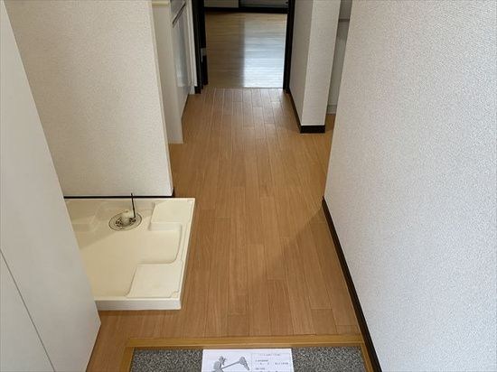 アヴァンセ西遊  玄関