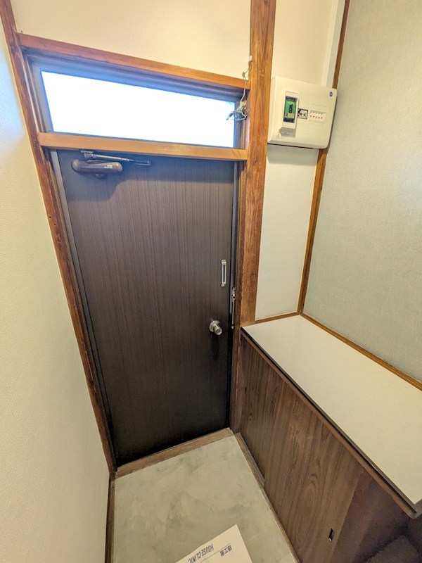 コーポながい 玄関