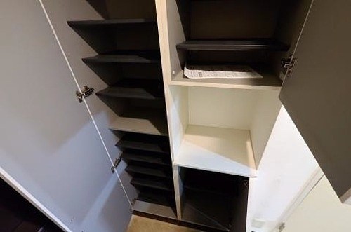 ジュネシオン竜泉 玄関