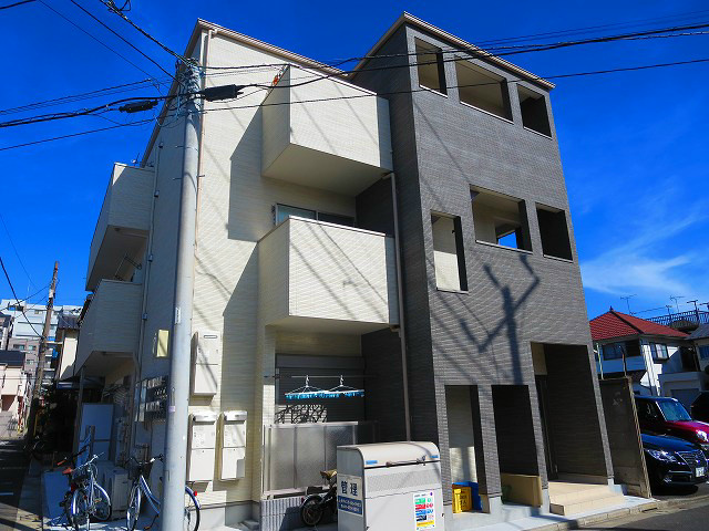ラプソ一之江 外観