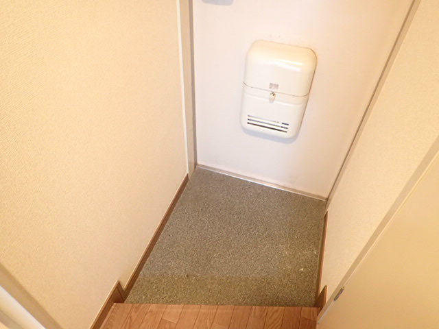 カーサフェリーズB棟  玄関
