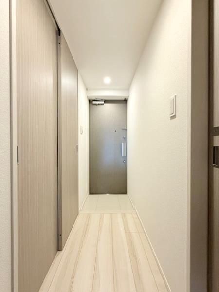 Solast Square綾瀬 玄関