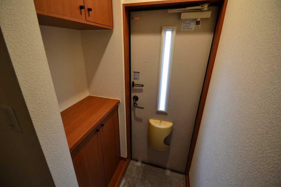 ピアッツァＢ 玄関