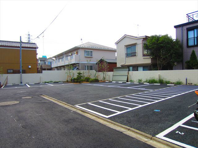 アーバンレックス西新井Ⅲ 駐車場