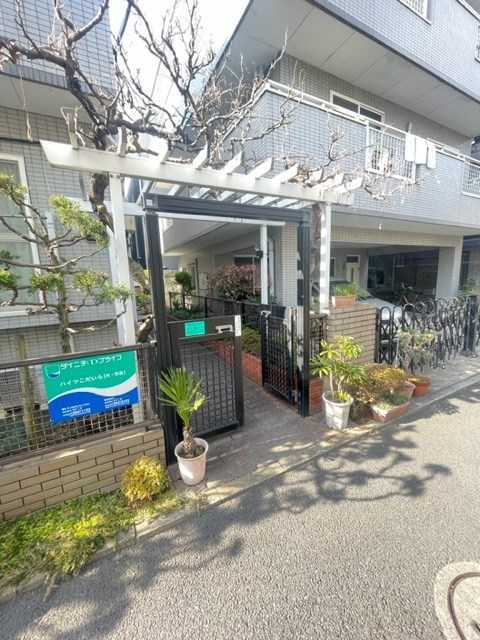 ハイツこだいら エントランス