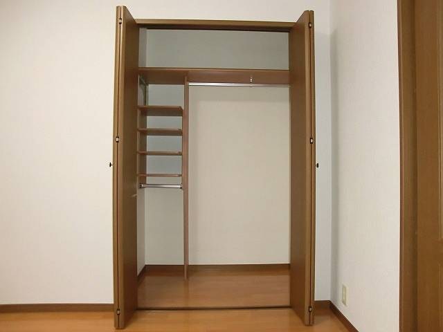 ヒルズハウス 収納