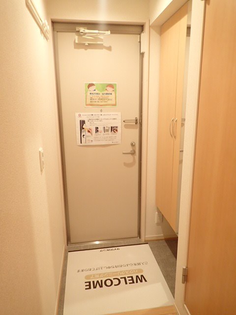コーポ盛 玄関