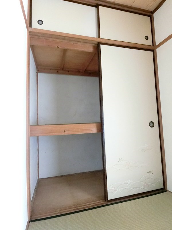 メゾン横山  収納
