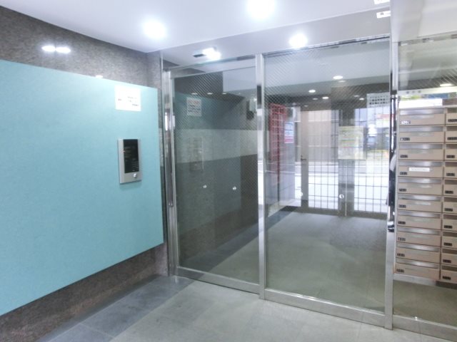 スカイコート浅草雷門 エントランス