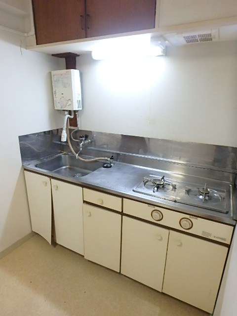 丸水マンション キッチン