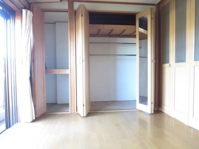 コーポ石水 収納
