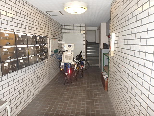 ＰＡＧＥ エントランス