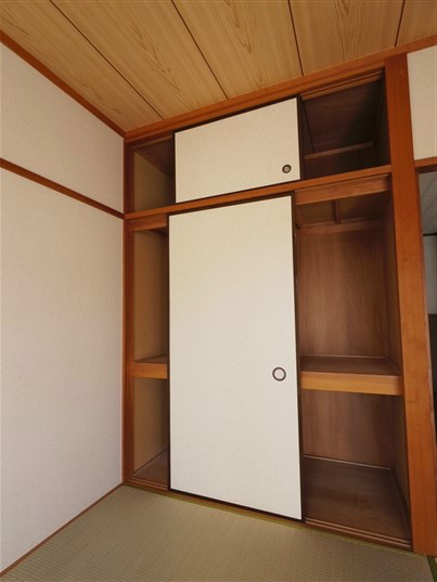 サンハイツ 収納