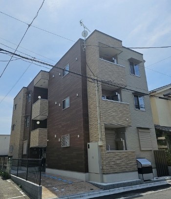 ヒカルサ小岩 エントランス