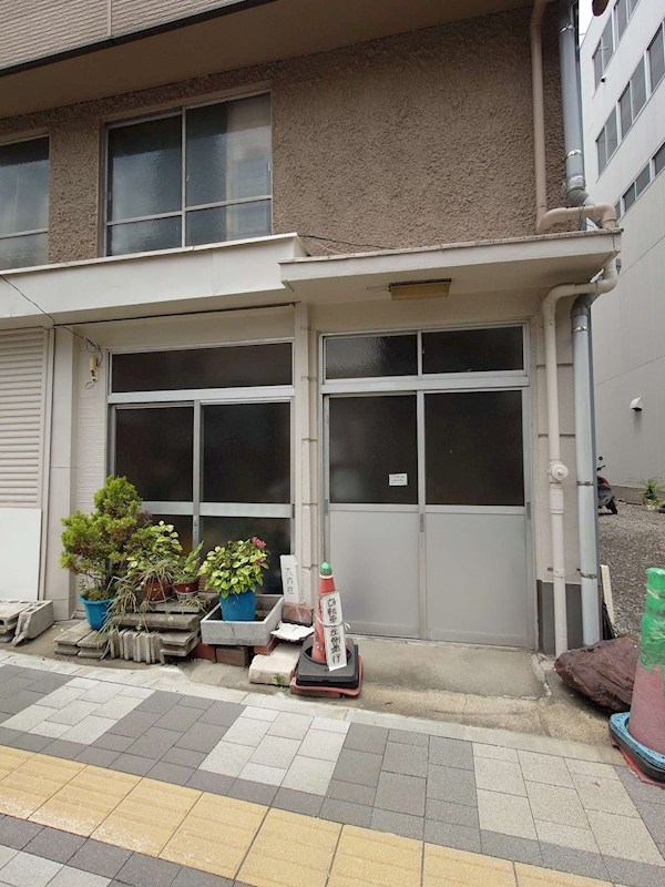 大内荘 エントランス