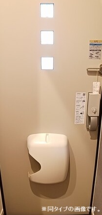 コンフォールＢ 玄関