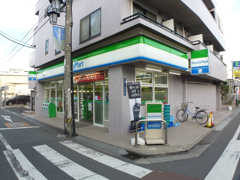 メゾンナカジマ コンビニ