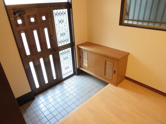 アーバンプレイス高野 玄関