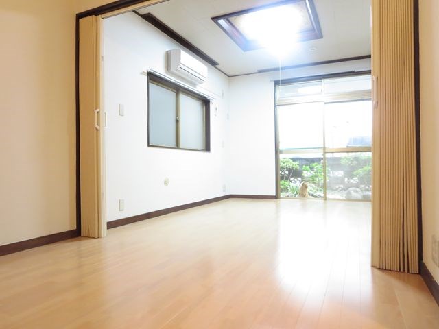 アーバンプレイス高野 リビング