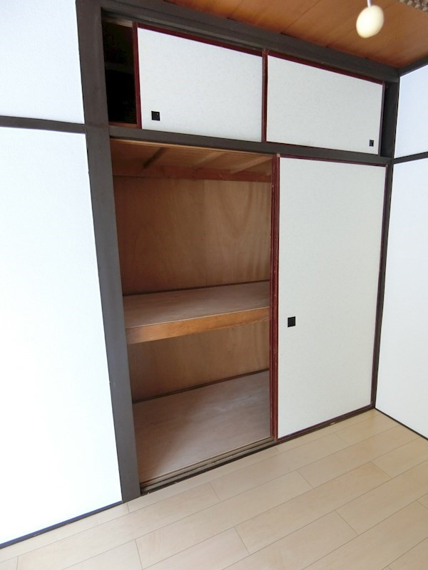 共栄ビル 収納