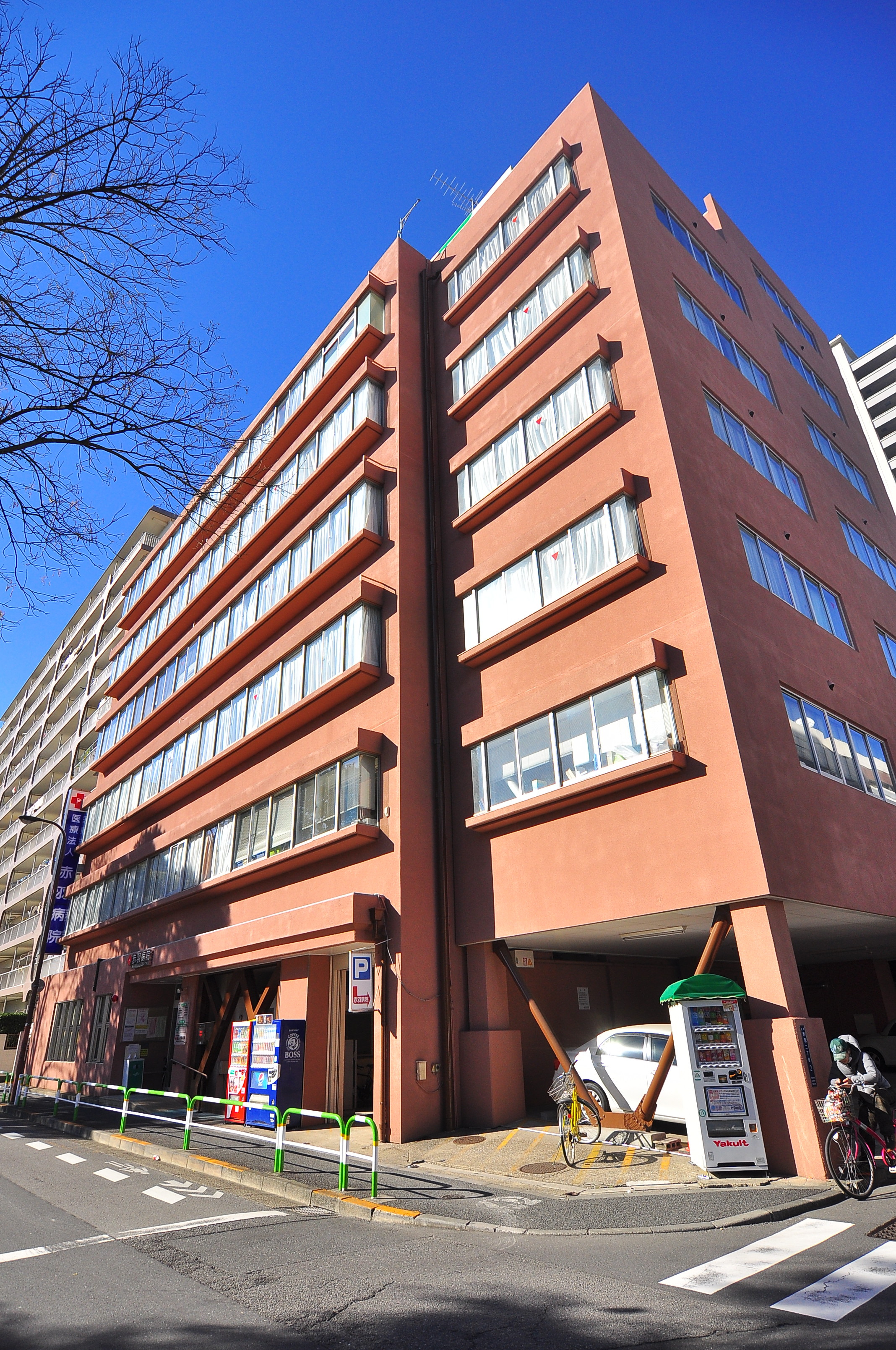 ビットストロング赤羽 総合病院