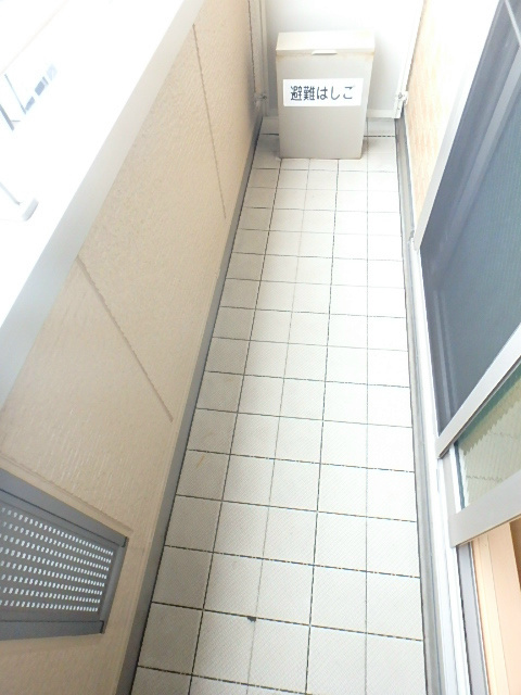 アーバンレクサス ベランダ