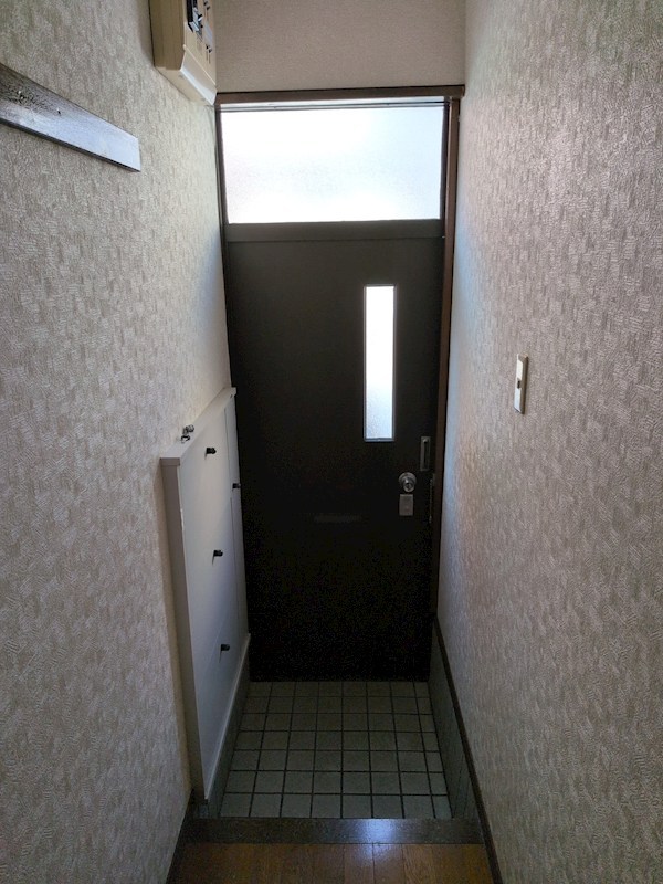 椎野ハイツ 玄関