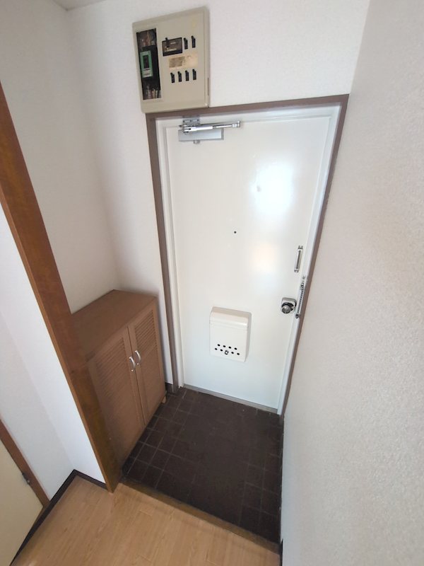 ゴールドマンション 玄関