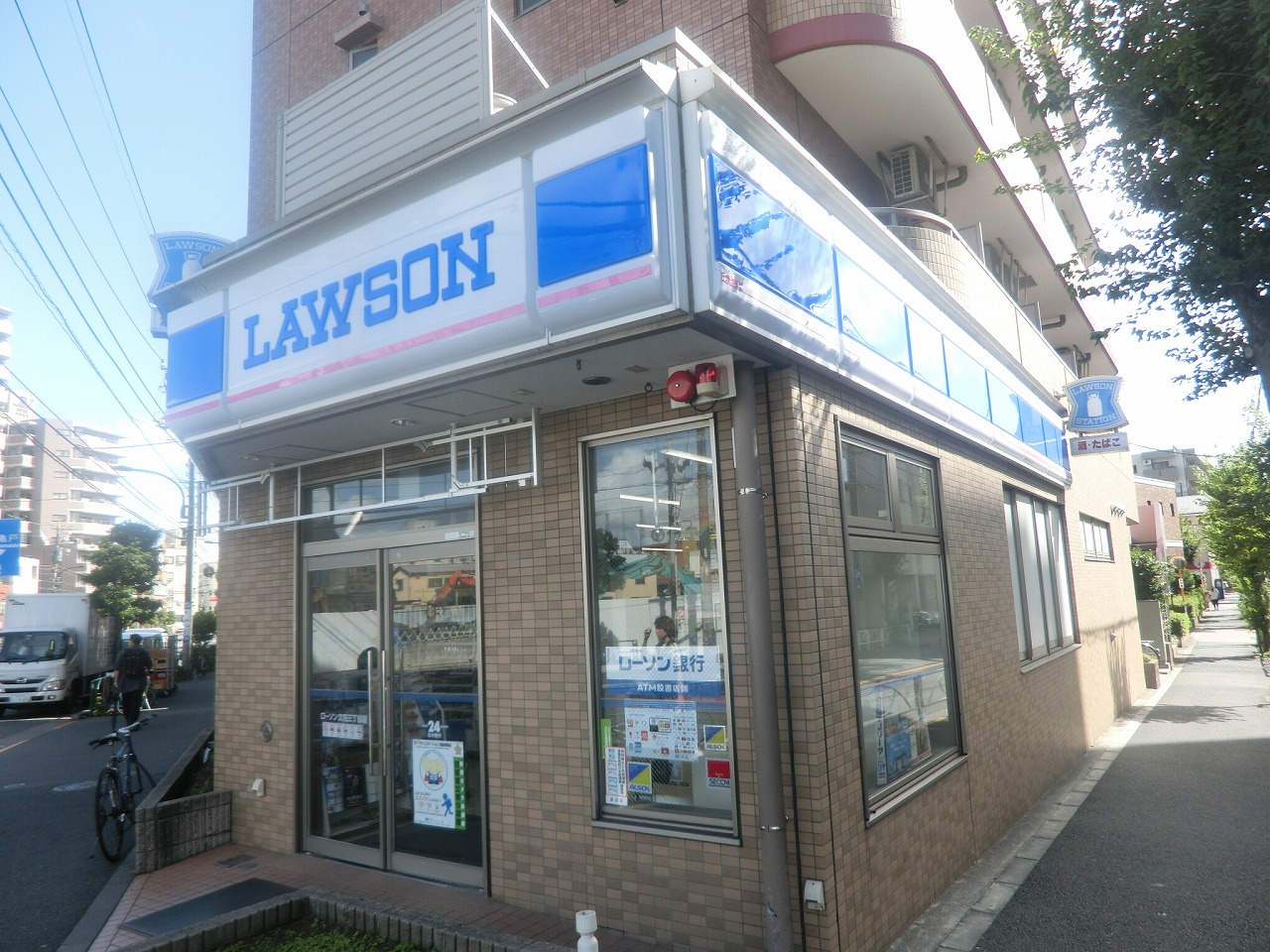 中島マンション コンビニ