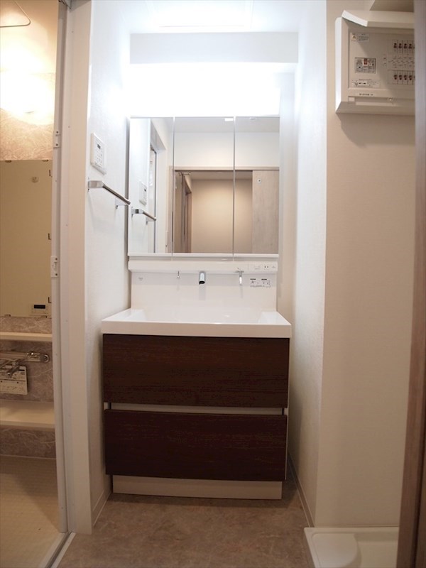 Comfort Residence Nippori 洗面所