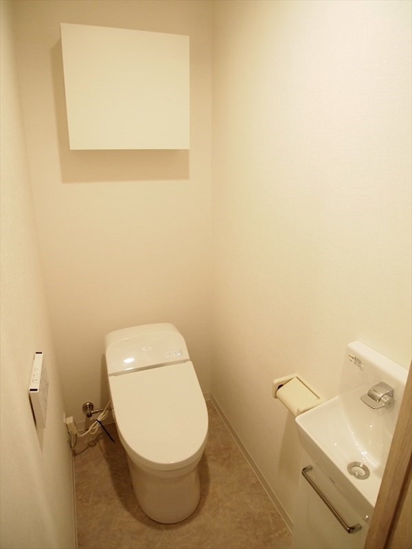 Comfort Residence Nippori トイレ