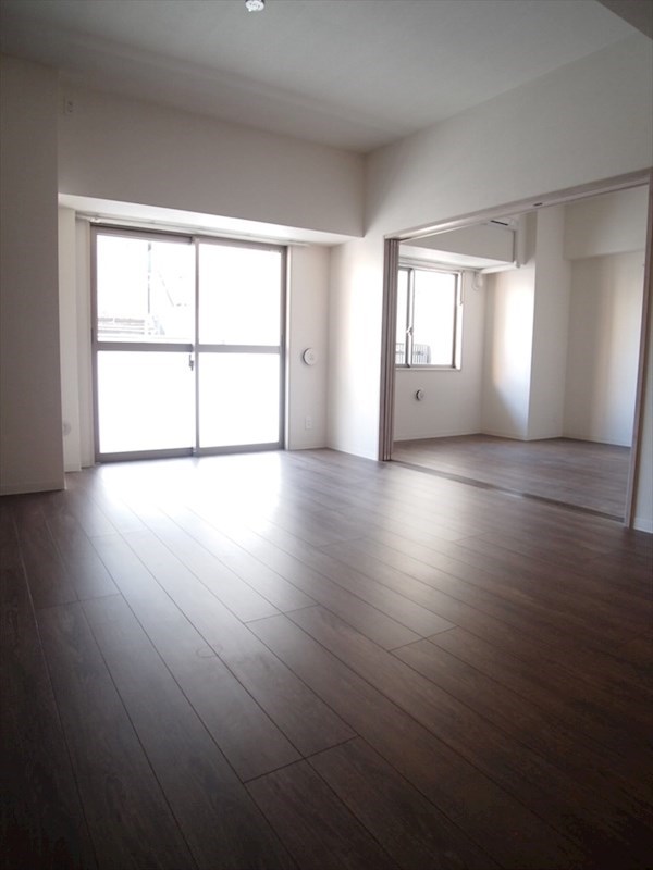Comfort Residence Nippori リビング