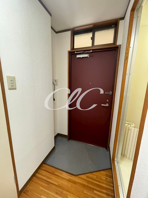 第一アサヒハイツ 玄関
