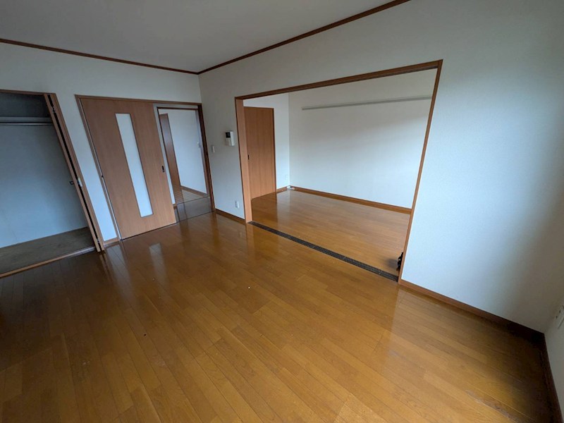 ピアッツァＢ その他