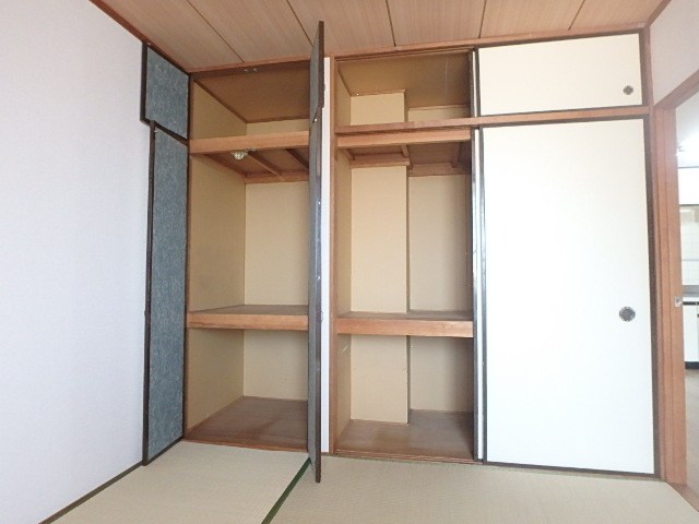 カーサデフローラ 収納