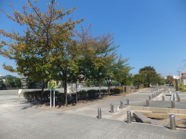 グランクオール千住大橋 公園