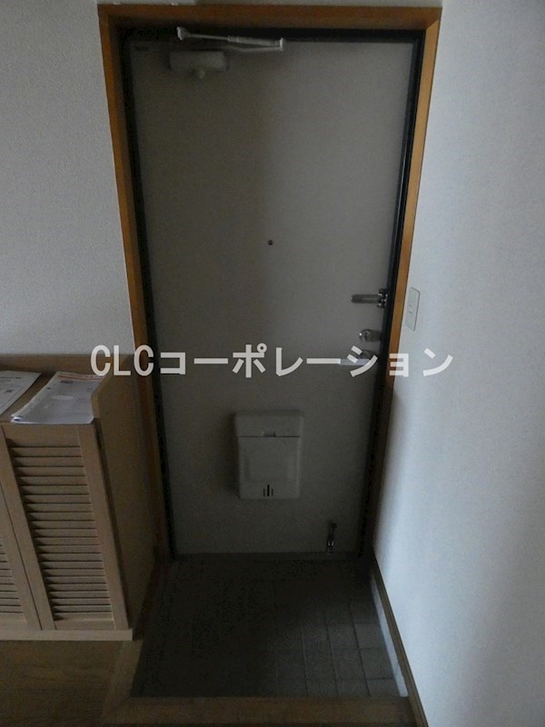 メゾン大庭    玄関