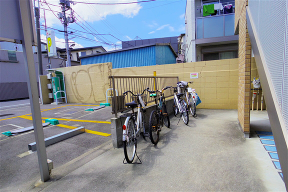 セレナアケボノ 駐車場