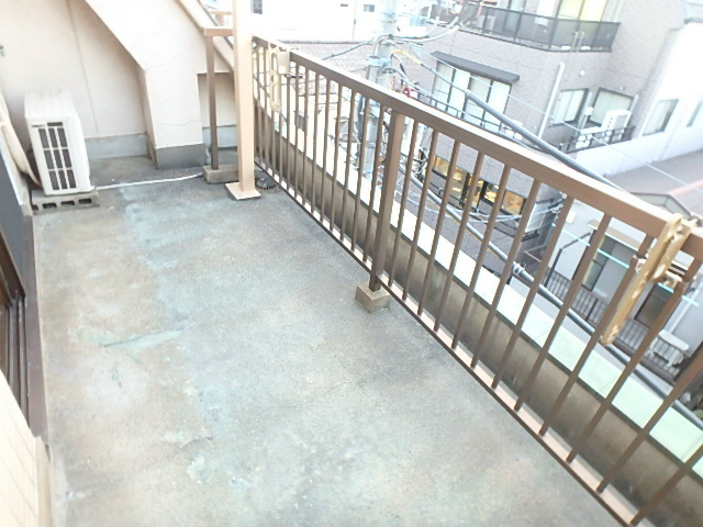 内藤ビル ベランダ