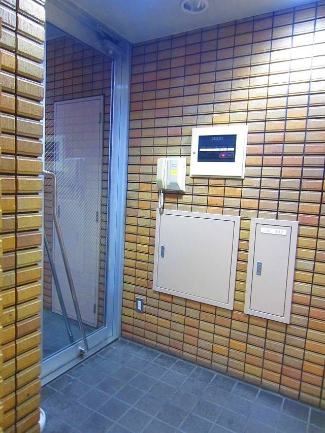 プロシード町屋         エントランス
