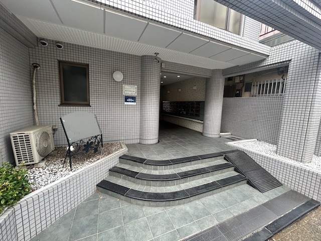 ホロンプラザ行徳 エントランス