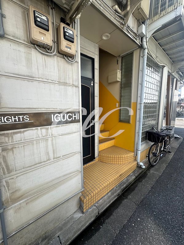 ＨＥＩＧＨＴＳ　ＩＧＵＣＨＩ エントランス