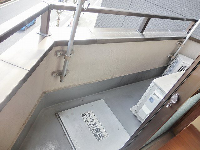 都築ビル  ベランダ