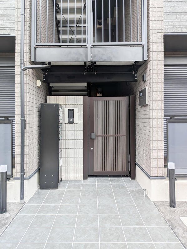 イクシオ本木東町 エントランス